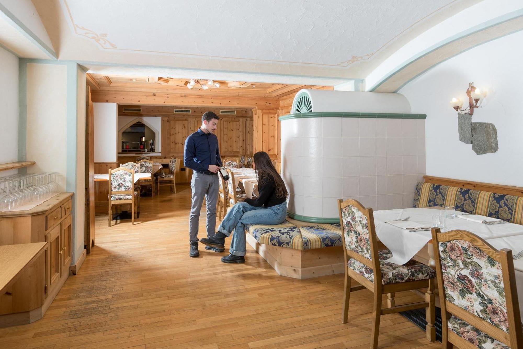 Hotel Intermonti Ливиньо Екстериор снимка