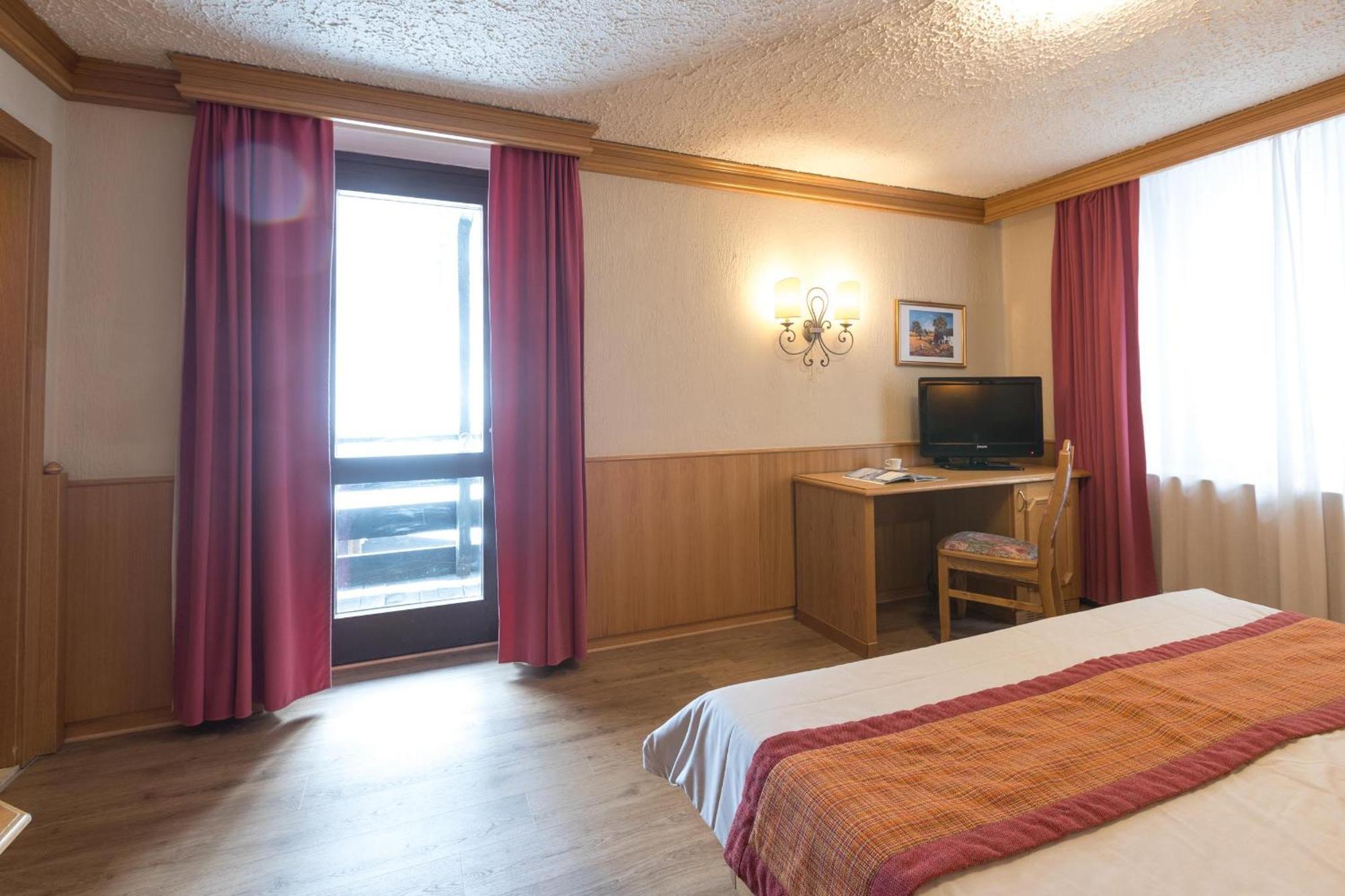 Hotel Intermonti Ливиньо Стая снимка