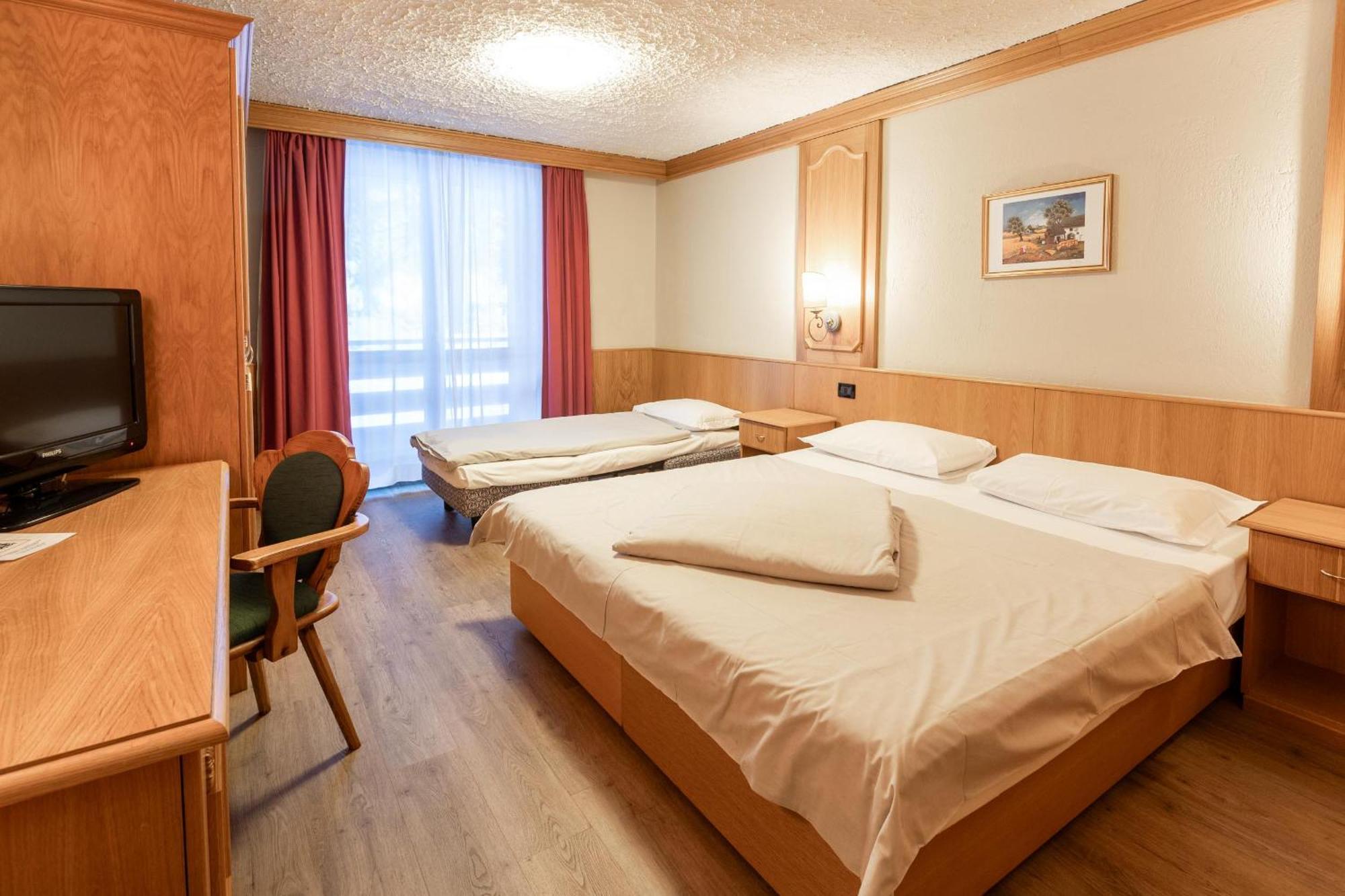Hotel Intermonti Ливиньо Стая снимка
