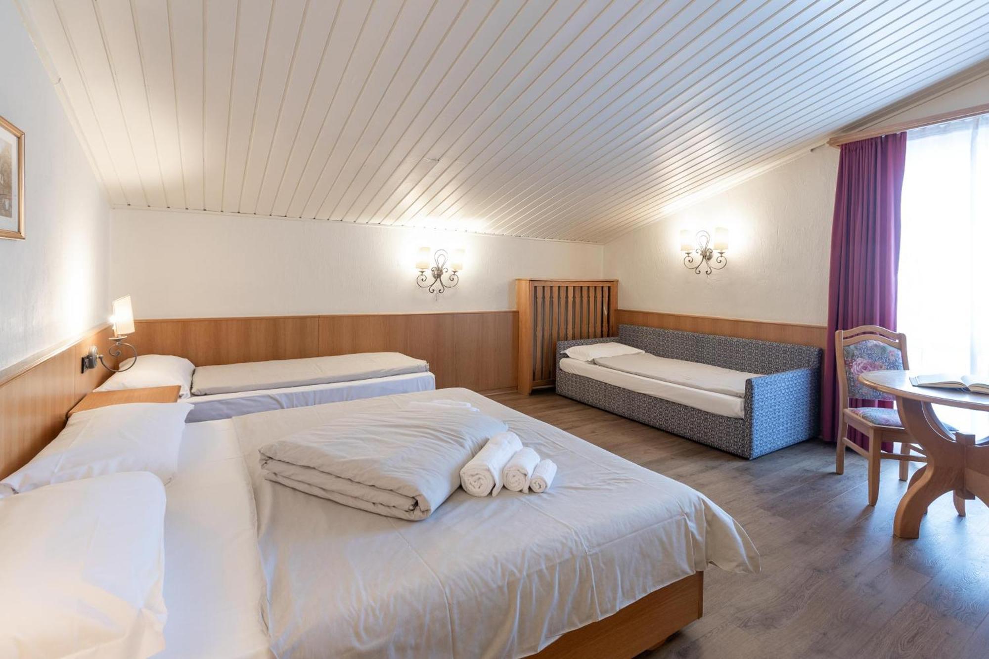 Hotel Intermonti Ливиньо Стая снимка