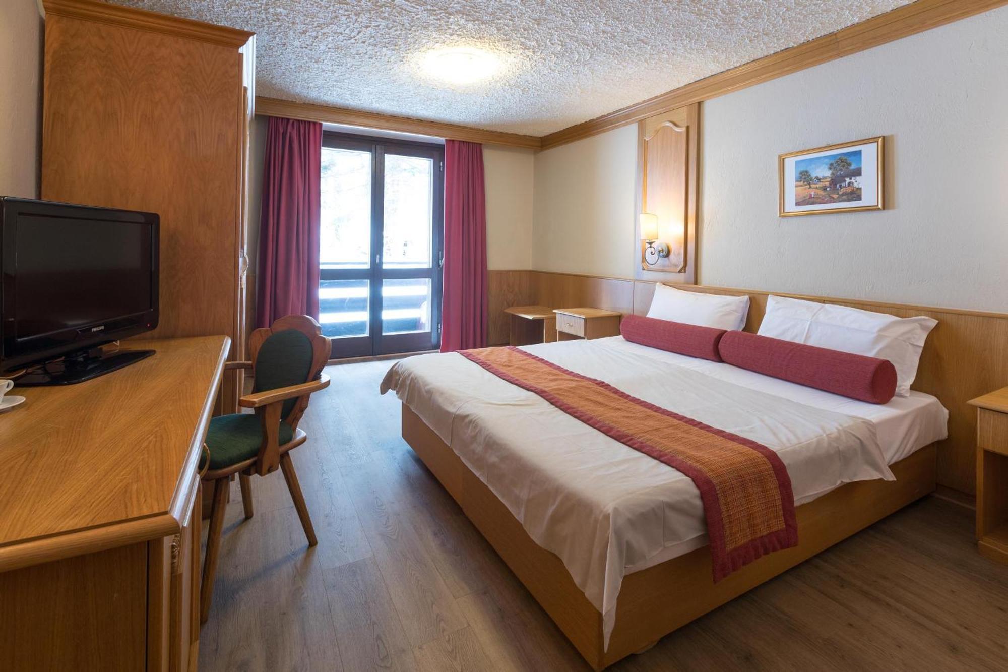 Hotel Intermonti Ливиньо Стая снимка